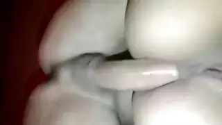 إباحية شرقية: تدمير فتحة شرج عذراء وجنس عنيف