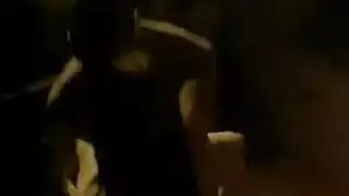 شقراء صغيرة الحجم تتعرض لتمدد فتحة شرجها في مشهد إباحي صريح