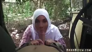 ابقي بعيدا عن بنتي