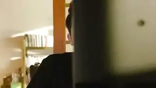 إباحية كورية صريحة: شرج عنيف وحلق عميق