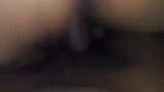 شاب يخرج زبه في الطريق