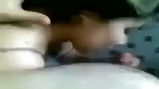 تصوير سري: جَد عربي يقدم هزات جماع شديدة