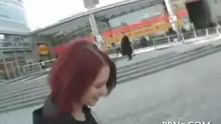 صور بنات عاريات في معرض إباحي صريح