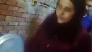 بوس و تقفيش فى الزريبة البت بتحبه و سايباه يعمل اللى هو عايزه