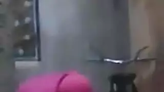 تقى العاهرة في فعل ثلاثي صريح