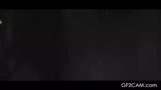 قضيب مراهق يحفر سمراء موشومة في مشهد جنس عنيف