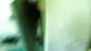 جنس في الدش العام: فتاة مصرية تبلل