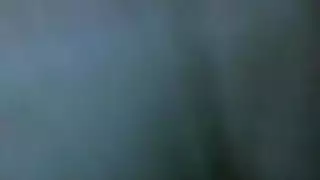 تدخل خياره في طيزها