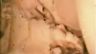 ثلاثي أنيق قديم يتحول إلى تعجيز