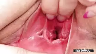 مؤخرة اقزام