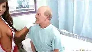 تربية شبان أفارقة مثليين في فيلم إباحي صريح