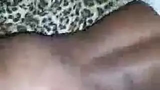 لحم حلو يُدك في فعل إكس إكس إكس