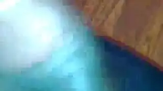 قذف صريح على وجه نجم إباحي أسمر كبير الصدر