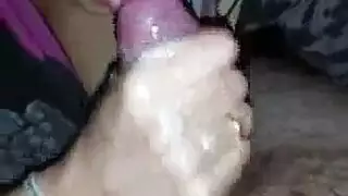 طالبة عربية تتعلم السكس