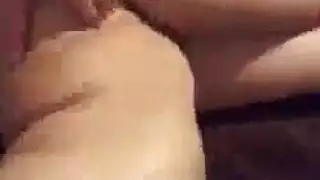 إباحية طحن مبتل: هذه العاهرة المفلسة لا تشبع