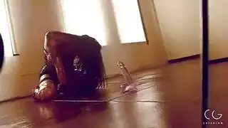 ثنائي تقطر مهبله لا يقاوم نداء الكاميرا