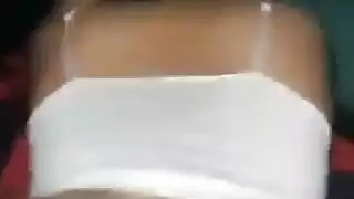 مصرية مثيرة تمارس سكس إباحي سريع وقاسي