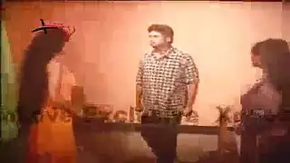 ضعف المتعة: الفتاة السمراء ميشيل آيس في جلسة جنس جماعي