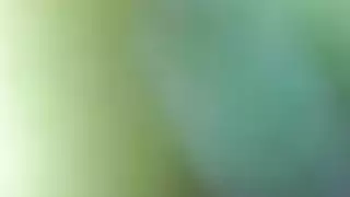 شركاء فضوليون يكسرون شابا وسيما بممارسة جنس عنيف