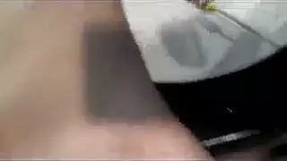 أجمل مقربة للفرج: مبللة ومستعدة للعمل