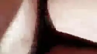 الفاتنة الشقراء فانيسا: أثداؤها الضخمة ومؤخرتها تتطلب جنساً