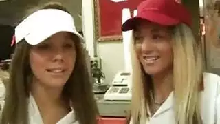 المدخل الخلفي المشعر يُدك في مقطع بورنو خام