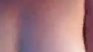 فتاة مهووسة بالجوارب تطالب بجلسة بورن قاسية أخرى