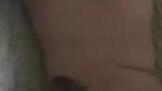 كس مشعر للمراهقة العاهرة كيكو يتلقى ضربات في السيارة