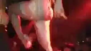 نجمة إباحية صينية تقدم لعق شرجي مكثف