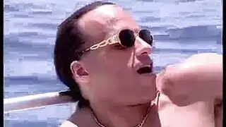 مراهقه نيك فى محل