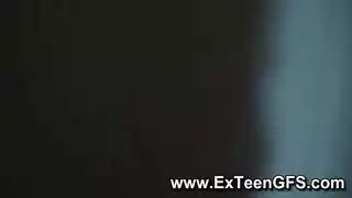 العاهرة المثالية مدمنة على سائلي