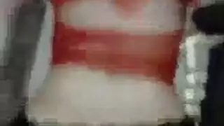 خيال مراهقة مثارة: صديقتها تركب الزب مثل نجمات البورنو