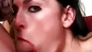 مقلب طالب أوروبي يجعله ضحية لرغبة معلمته الجنسية