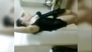 عربي إكس إكس إكس: جنس صريح على إيقاعات محمد منير