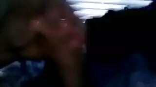 واقي على عمود ضخم: استمناء وإطلاق داخل لعبة جنس