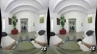 فيلم واقع افتراضي: ثنائي هائج يمارس الجنس بقوة في فانتازيا غامرة