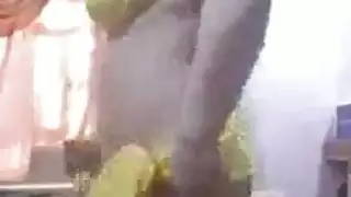 شرقي رقص الخام