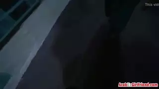 اخ واختو بكسرون المال مترجم