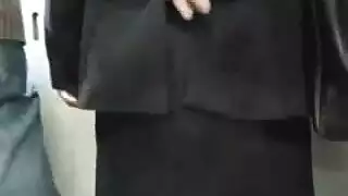 إباحي شرجي: مطلقة ناضجة تأخذ كل بوصة من قضيب شاب في طيزها