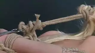 المشهورة مليسة مكارثي bbw تتفجر في مشهد xxx صريح