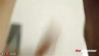 الأم الناضجة تحصل على ما تريد مشهد جنسي صريح