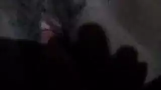 عميق وصلب: الشقراء إنجي تأخذ قضيب عميل ضخم داخلها