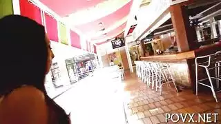 أسرار الأشقاء: لعق فرجها العاري ثم جماع عنيف